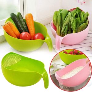 Plastic rice bowl and food strainer set