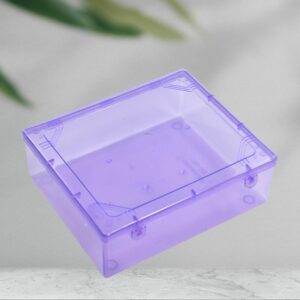 Transparent plastic storage container with lid